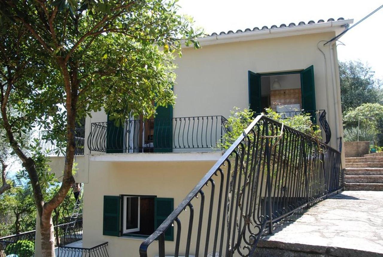 Villa Margarita Agios Ioannis Peristerion Exterior photo